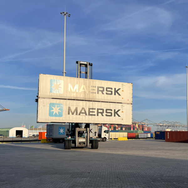 Star Maasvlakte – Grootschalige gevelreiniging